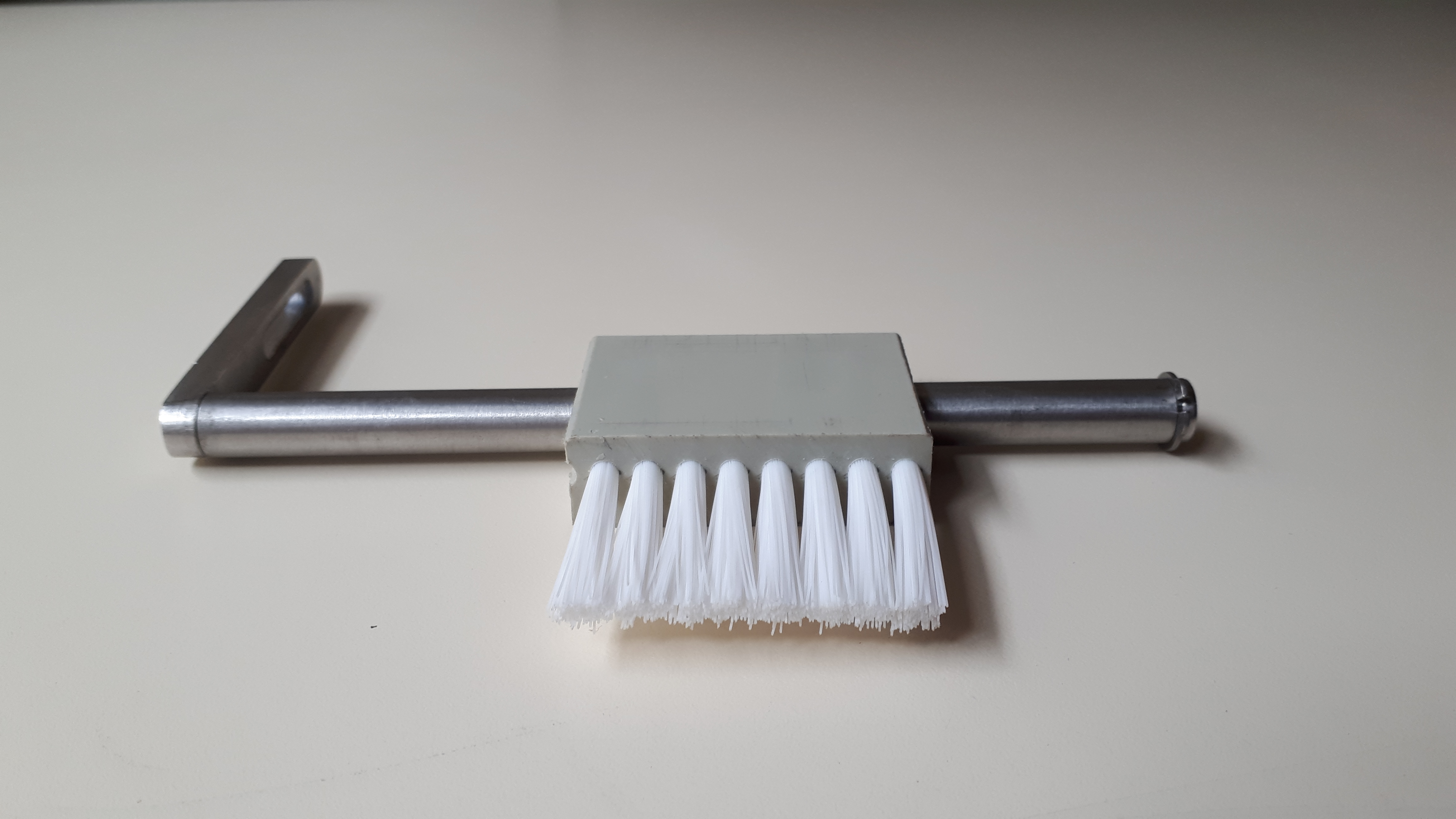 Brosse petit format pour étiqueteuse HM Systems